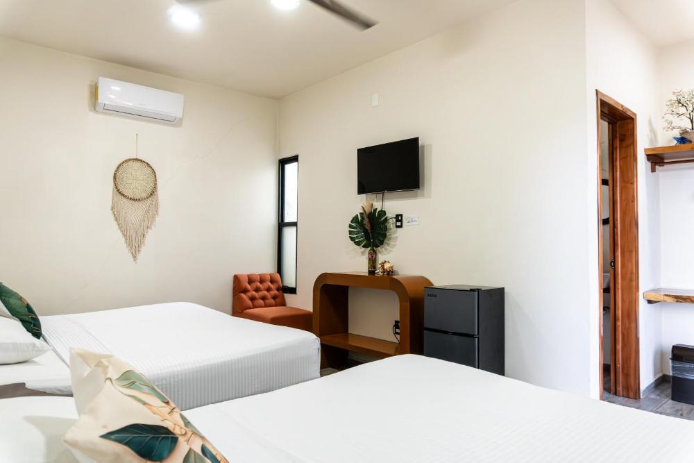 Superior Family Room at Hotel Brisas Bacalar, photo 2